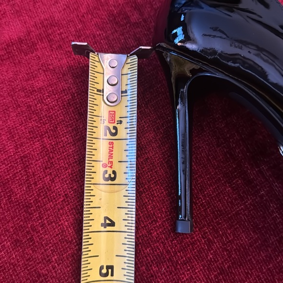 EUC! Michael Kors Scarlett Pumps - Picture 13 of 13